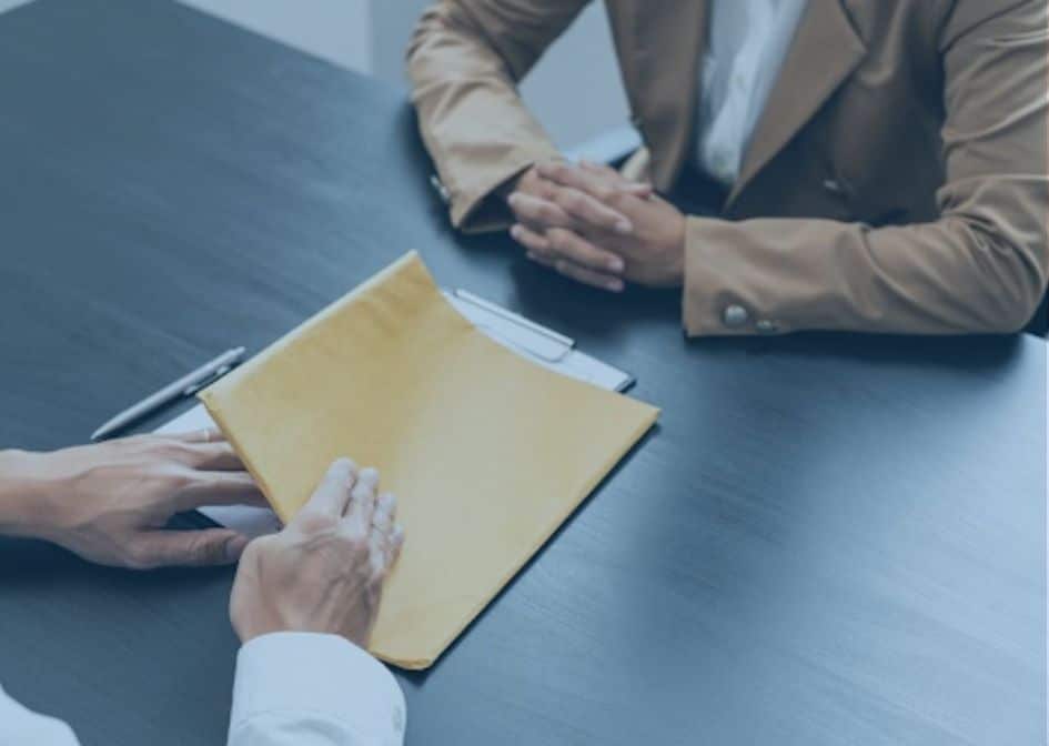 Documents de fin de contrat : Quelles pièces fournir et que doivent-elles contenir ?